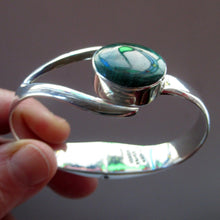 Load image into Gallery viewer, Vintage Mexican Taxco 925 Sterling Silver Bracelet or Hinged Bangle
