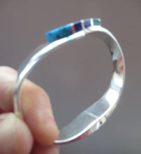 Load image into Gallery viewer, Vintage Mexican Taxco 925 Sterling Silver Bracelet Bangle with Coloured Agate Stones 
