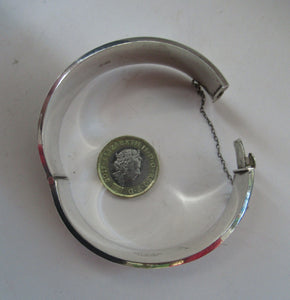 1970s Vintage Solid Silver Hallmarked Hinged Cuff Bracelet Bangle