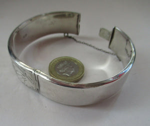 1970s Vintage Solid Silver Hallmarked Hinged Cuff Bracelet Bangle