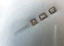 Load image into Gallery viewer, Vintage 1940s Hallmarked 1946 Solid Silver Powder Compact
