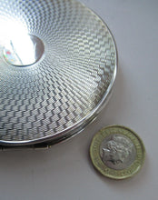 Load image into Gallery viewer, Vintage 1940s Hallmarked 1946 Solid Silver Powder Compact
