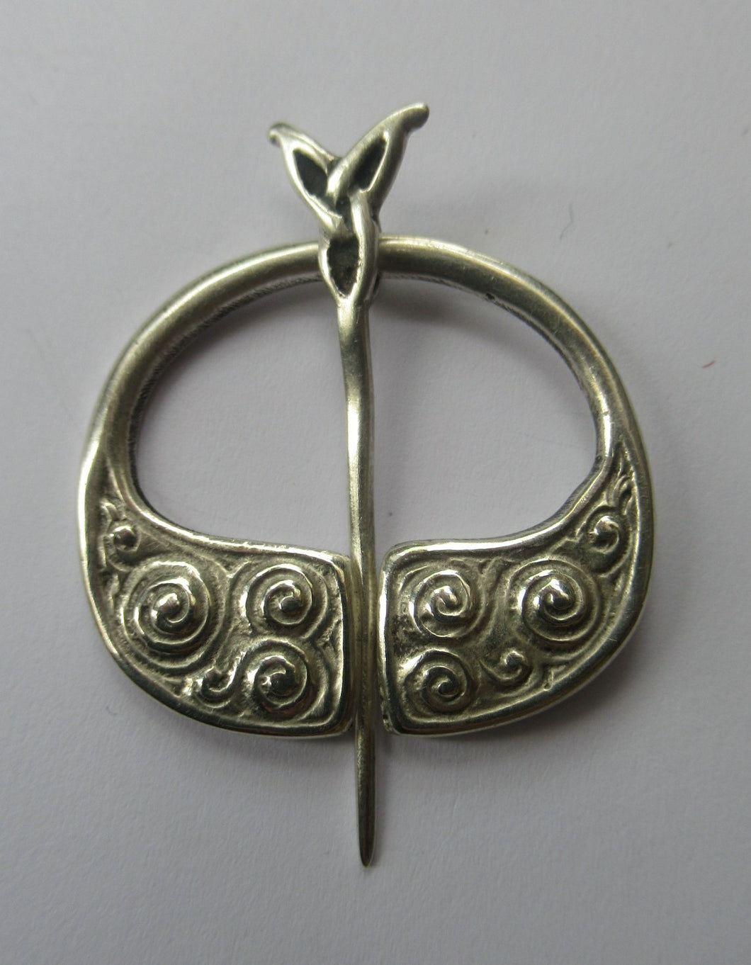 SILVER Penannular Brooch by Iain MacCormick of Iona after Alexander Ritchie