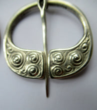 Load image into Gallery viewer, SILVER Penannular Brooch by Iain MacCormick of Iona after Alexander Ritchie
