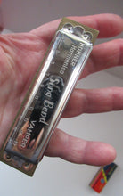 Load image into Gallery viewer, Hohner Vamper Song Band Mouth Organ. No 8212. Made in Germany
