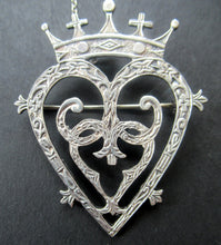Load image into Gallery viewer, Vintage Edinburgh Hallmarked Solid Silver Scottish Luckenbooth Brooch
