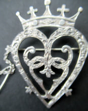Load image into Gallery viewer, Vintage Edinburgh Hallmarked Solid Silver Scottish Luckenbooth Brooch
