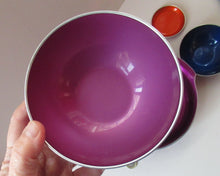 Load image into Gallery viewer, 1950s Four Emalox Norwegian Enamel Bowls
