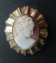 Load image into Gallery viewer, Vintage 9ct gold Shell Cameo Brooch London Hallmark
