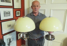 Load image into Gallery viewer, 1970s Vintage Italian Prova Table Lamp with Cream Plastic Mushroom Shade
