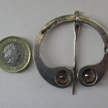 Load image into Gallery viewer, 1960s Glasgow Hallmark Silver Penannular Brooch with Citrines

