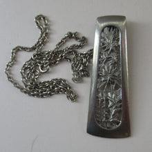 Load image into Gallery viewer, Vintage 1970s Scottish Pewter Ceard Necklace Inverewe
