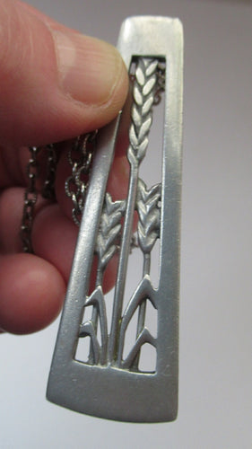 Vintage 1970s Scottish CEARD Pewter Pendant & Long Chain. Entitled GRASSES