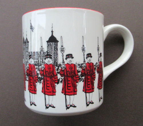 1980s MIDWINTER POTTERY. Rare LONDON SCENES Mugs. Beefeaters at the Tower of London
