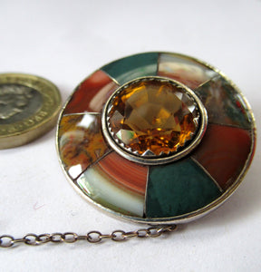 Antique SCOTTISH VICTORIAN SILVER & Agate Hardstone Brooch or Pin. Old Red Leather Box