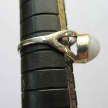 Load image into Gallery viewer, Vintage Scottish Silver Ring with Moonstone.  Size K
