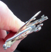 Load image into Gallery viewer, Antique Scottish Silver. 1890s Hamilton &amp; Inches Hallmarked Menu Holder: BEAR HUNT
