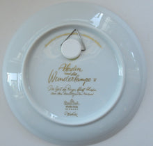 Load image into Gallery viewer, Vintage 1970s ROSENTHAL Decorative Wall Plate by Bjorn Wiinblad. Aladdin and his Lamp Series. No. 5 (V)
