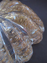Load image into Gallery viewer, Large 1950s Barovier &amp; Toso MURANO &#39;Cordonato d&#39;Oro&#39; gold leaf glass bowl

