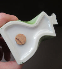Load image into Gallery viewer, Vintage 1930s / 1940s Ceramic DUTCH Boy and Girl Pair of Bookends 
