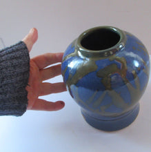Load image into Gallery viewer, Vintage Scottish Studio Pottery Pot. John Jacobs, Vidlin Pottery
