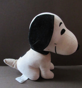 Original 1970s Authorised Snoopy Plush Felt Toy. United Feature Syndicate