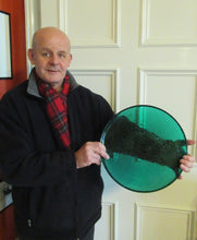 Load image into Gallery viewer, 1950s Norwegian Art Glass Shallow Dish. Greenland Series by Hadeland. Arne Jon Jutrem
