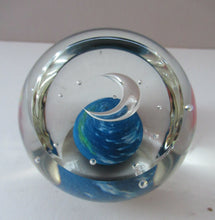 Load image into Gallery viewer, 1976 Caithness Scottish Papwerweight by Peter Holmes FIRST QUARTER
