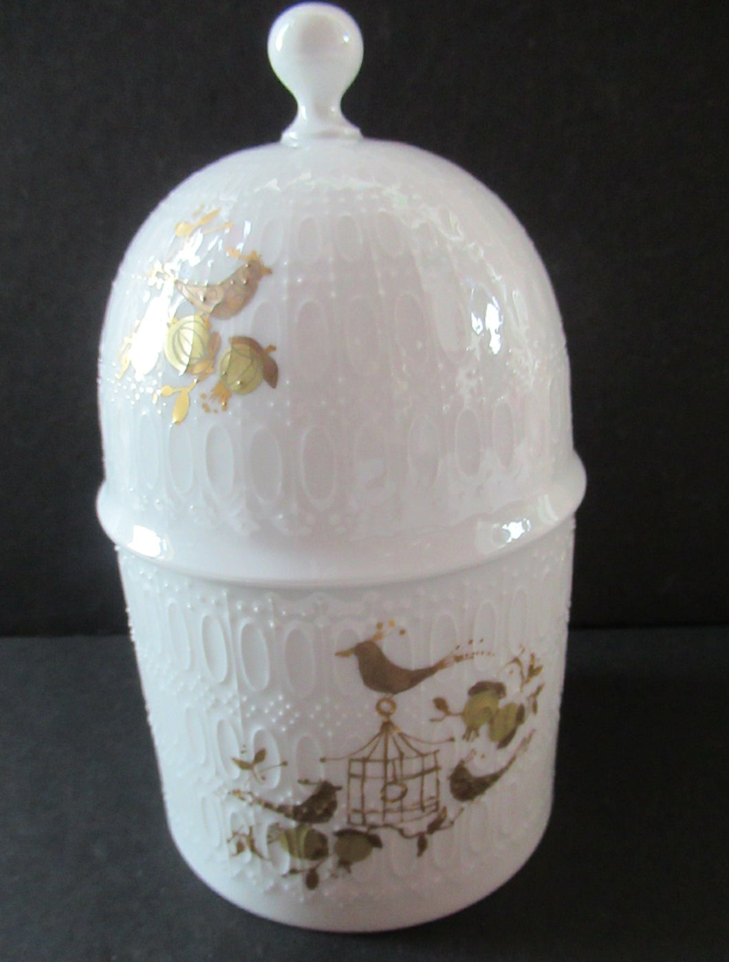 Vintage DANISH Porcelain Domed Pot. Designed by Bjorn Wiinblad for Rosenthal