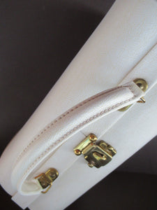 Vintage 1960s White Handbag or Vanity Case