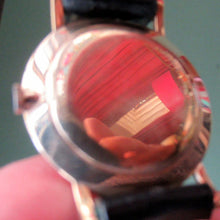 Load image into Gallery viewer, 1970s Vintage 9CT Gold Cyma Manual Wind Wristwatch
