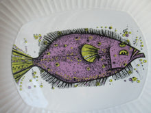Load image into Gallery viewer, 1970s Aquarius Washington Pottery Purple Fish Plate
