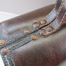 Load image into Gallery viewer, Vintage Brown Leather Vanity Case / Handag / Make Up Case
