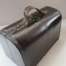 Load image into Gallery viewer, Vintage Brown Leather Vanity Case / Handag / Make Up Case
