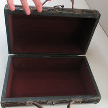 Load image into Gallery viewer, Vintage Brown Leather Vanity Case / Handag / Make Up Case
