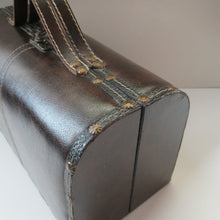 Load image into Gallery viewer, Vintage Brown Leather Vanity Case / Handag / Make Up Case
