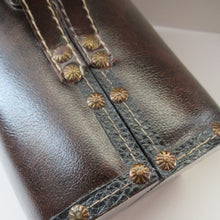 Load image into Gallery viewer, Vintage Brown Leather Vanity Case / Handag / Make Up Case
