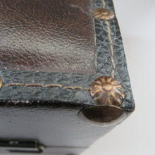 Load image into Gallery viewer, Vintage Brown Leather Vanity Case / Handag / Make Up Case
