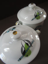 Load image into Gallery viewer, Royal Worcester 1960s Abstract Fiesta Pattern Rare Porcelain
