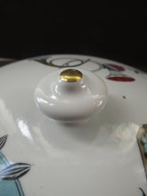 Load image into Gallery viewer, 1960s Royal Worcester Serving Dish Tureen Fiesta Pattern
