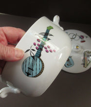 Load image into Gallery viewer, 1960s Royal Worcester Serving Dish Tureen Fiesta Pattern
