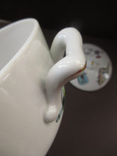 Load image into Gallery viewer, 1960s Royal Worcester Serving Dish Tureen Fiesta Pattern
