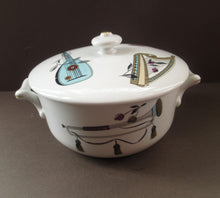 Load image into Gallery viewer, 1960s Royal Worcester Serving Dish Tureen Fiesta Pattern
