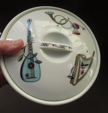 Load image into Gallery viewer, 1960s Royal Worcester Fiesta Pattern Lidded Serving Bowl or Tureen

