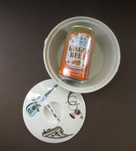 Load image into Gallery viewer, 1960s Royal Worcester Fiesta Pattern Lidded Serving Bowl or Tureen
