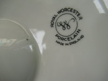 Load image into Gallery viewer, 1960s Royal Worcester Serving Dish Tureen Fiesta Pattern
