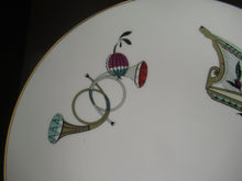 Load image into Gallery viewer, Royal Worcester 1960s Rare Fiesta Pattern DINNER Plate 
