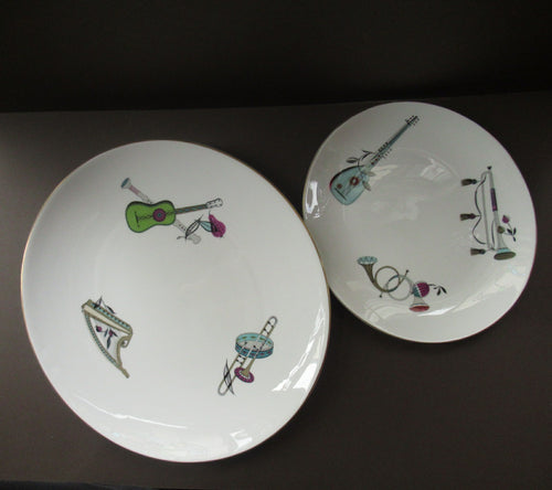 Large Royal Worcester Serving Platter: 1960s Fiesta Pattern