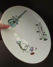 Load image into Gallery viewer, Large Royal Worcester Serving Platter: 1960s Fiesta Pattern
