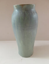 Load image into Gallery viewer, 1940s Upchurch British Studio Pottery Vase
